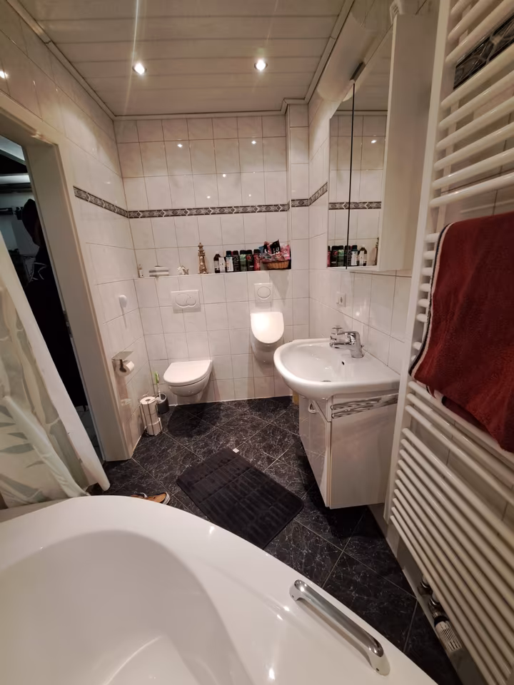 7e831d54-a0ea-41ce-a45b-b392ad71d00f